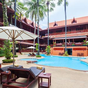 Royal Phawadee Village Patong - 2 Minutes Walk To The Beach